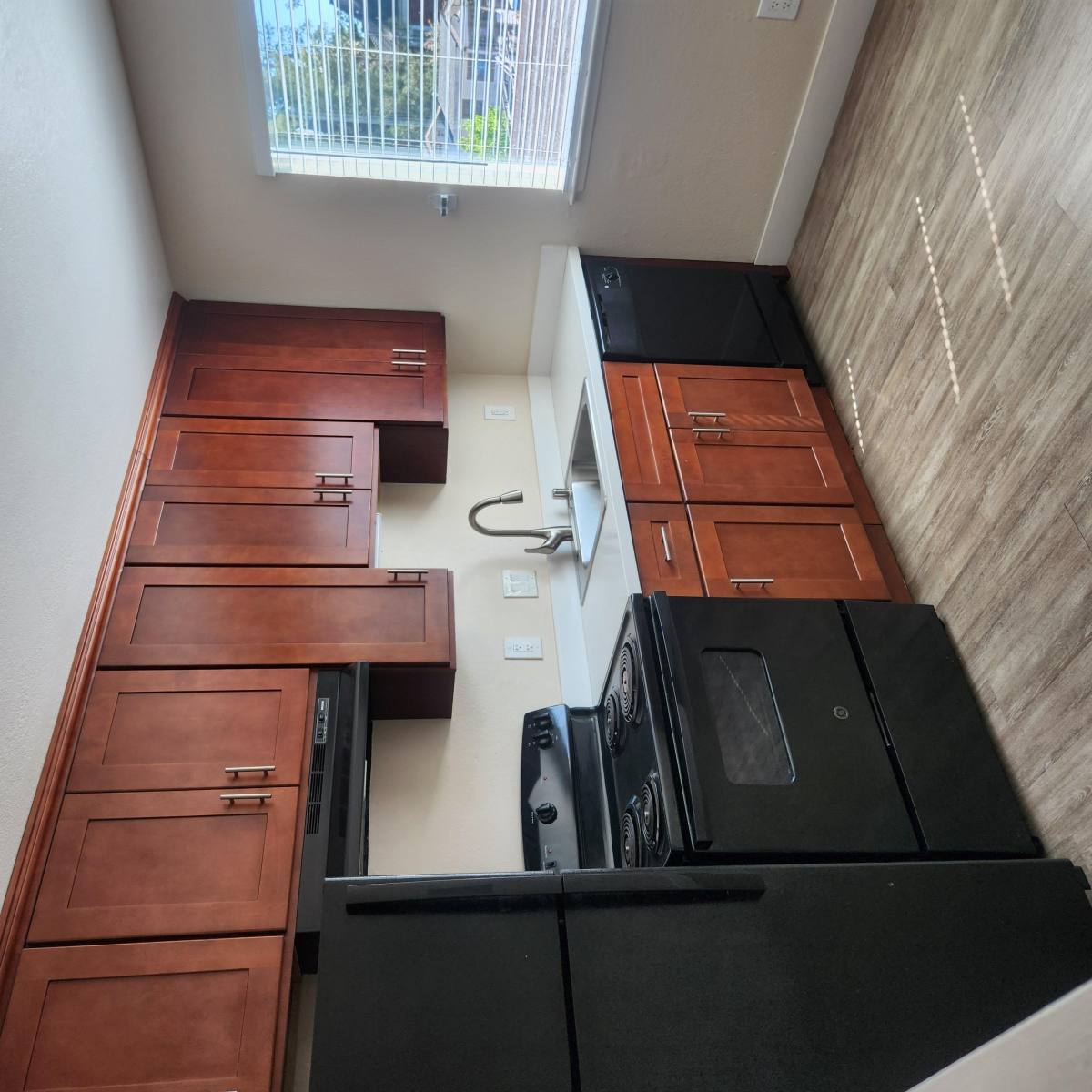 Apartment for rent at 647 Dutton Ave #7, Santa Rosa, CA 95407