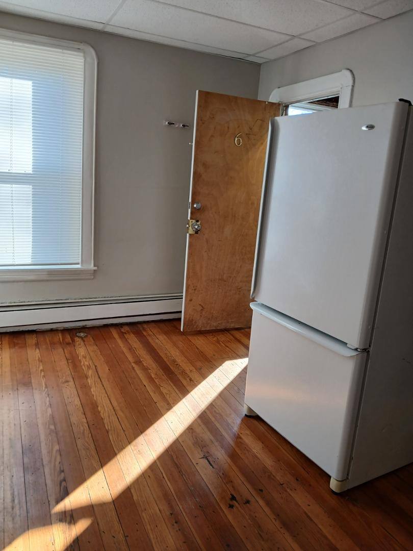 Apartment for rent at 229 Rock St #6, Fall River, MA 02720