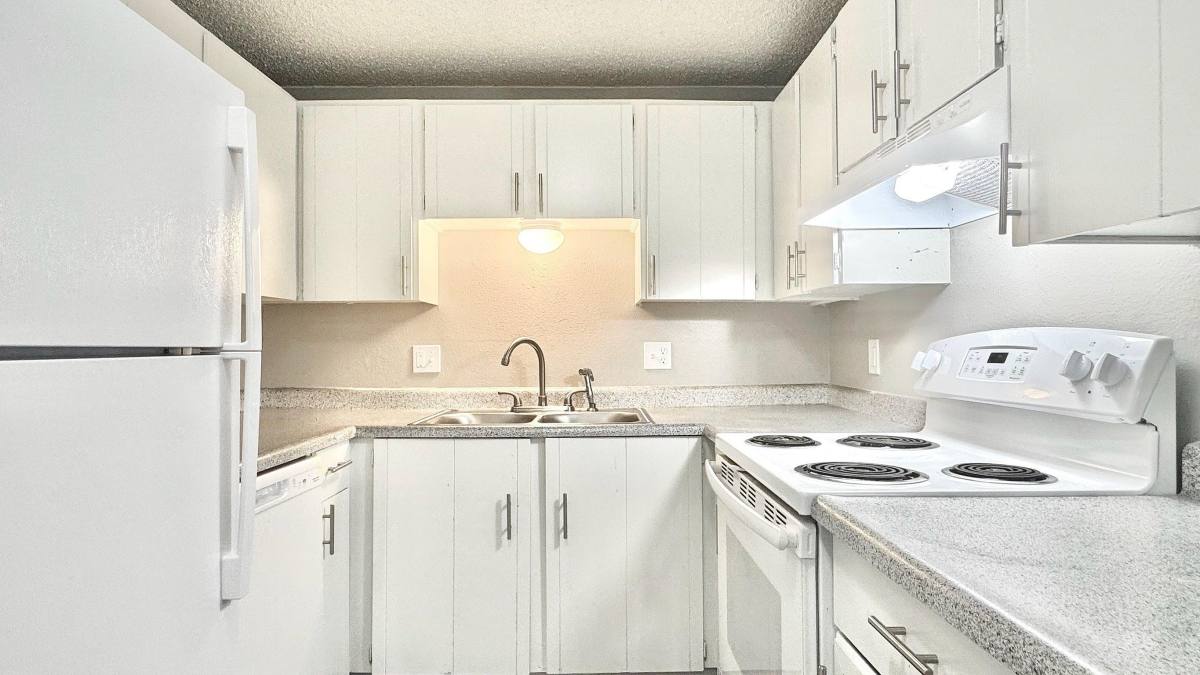 Apartment for rent at Rolling Hills, 1713 28th St, Greeley, CO 80631