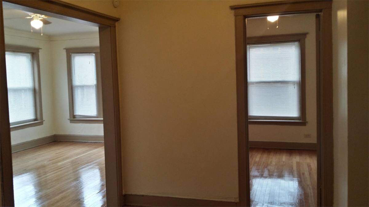 House for rent at 903-909 W 76th #907-2, Chicago, IL 60620