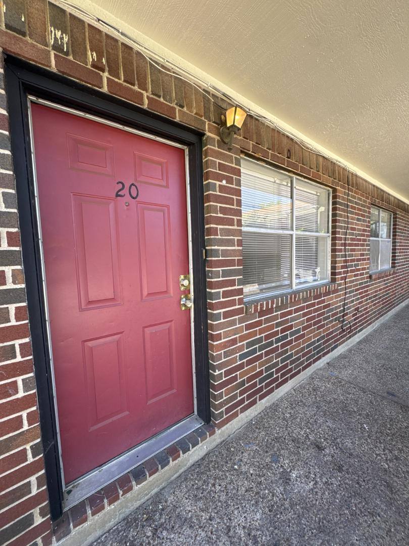 Townhouse for rent at Green Forest, 3801 Magnolia St, Texarkana, TX 75503