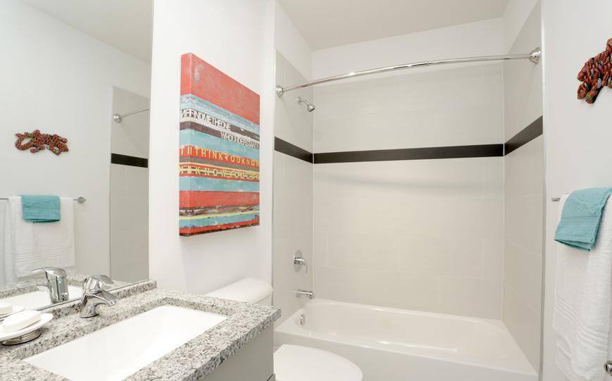 Apartment for rent at 1801 W Argyle St #15-5B, Chicago, IL 60640
