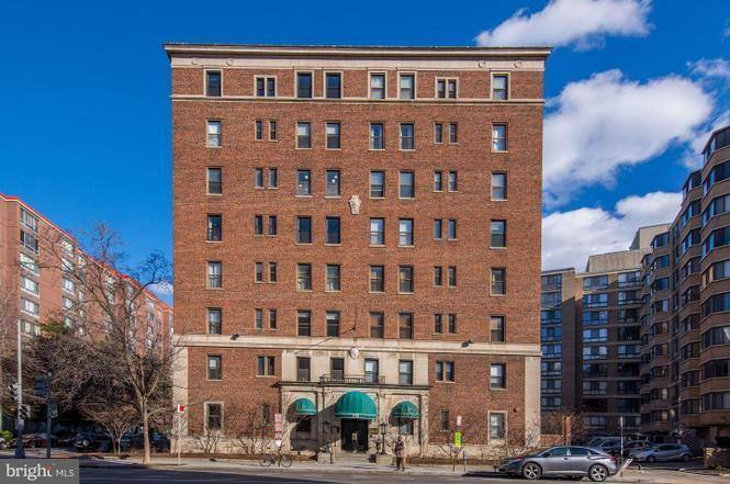 Apartment for rent at Downtown, 1133 13th St NW, Washington, DC 20005