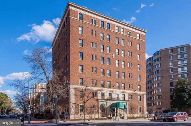 Apartment for rent at Downtown, 1133 13th St NW, Washington, DC 20005