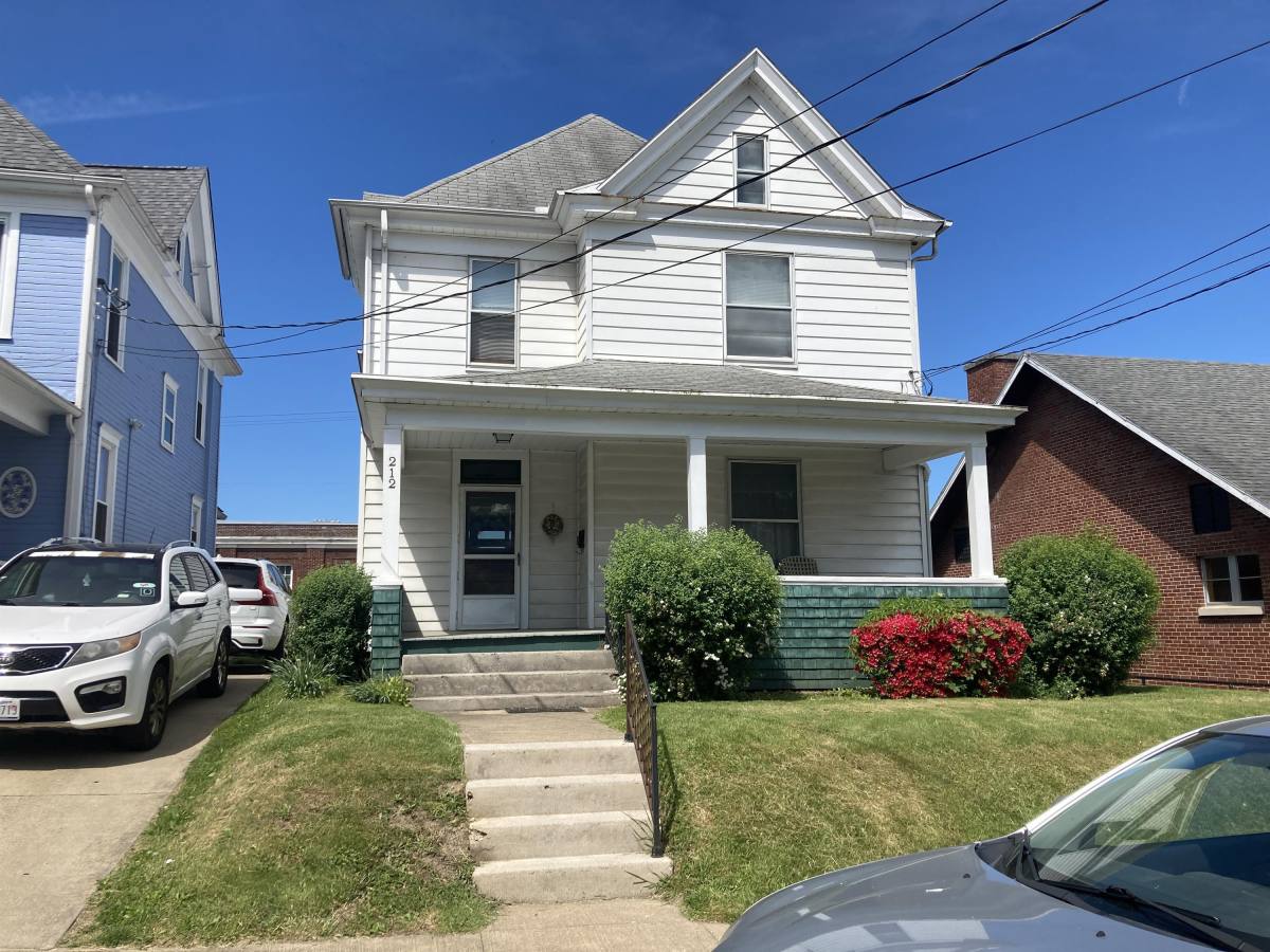 House for rent at 212 Grand St, Morgantown, WV 26501