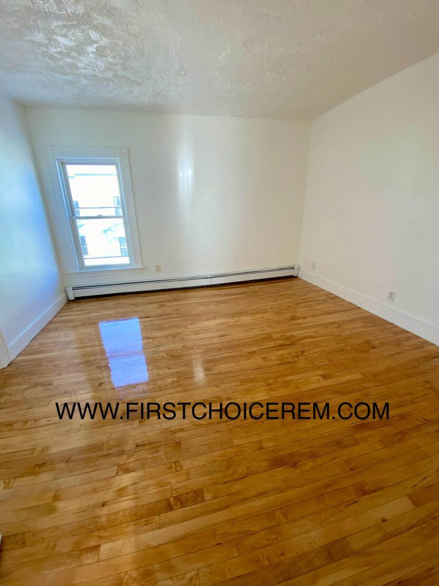 Apartment for rent at 51 Pierce St, Lewiston, ME 04240