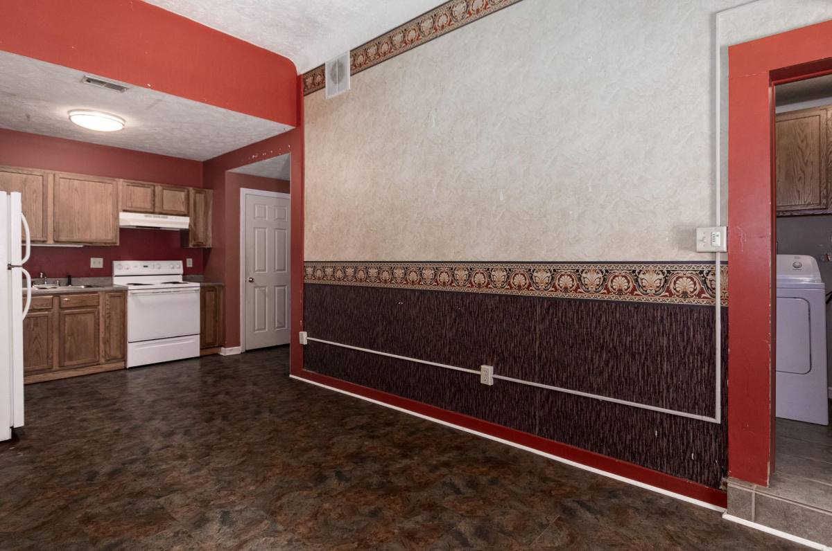 Apartment for rent at 214 Wall St E, Morgantown, WV 26505