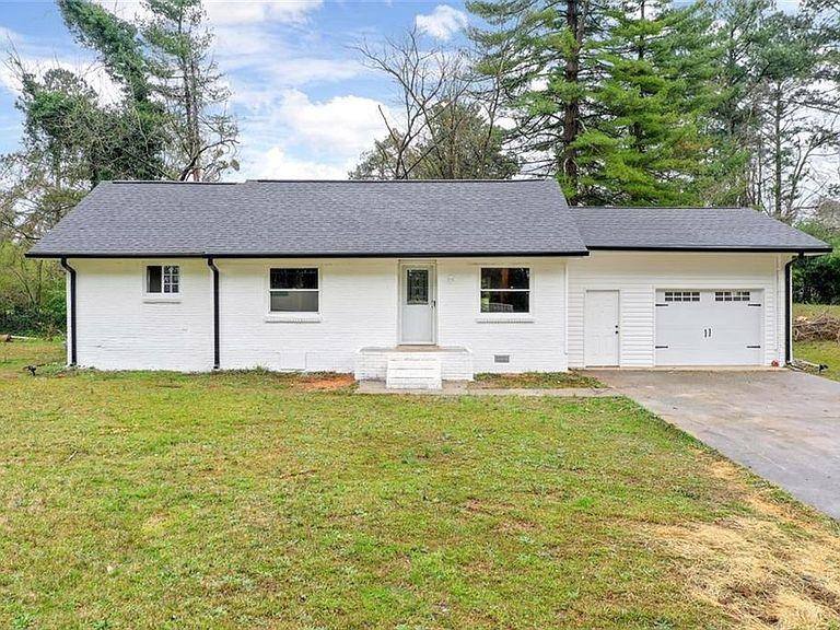 House for rent at 4056 Dallas Acworth Highway NW, Acworth, GA 30101