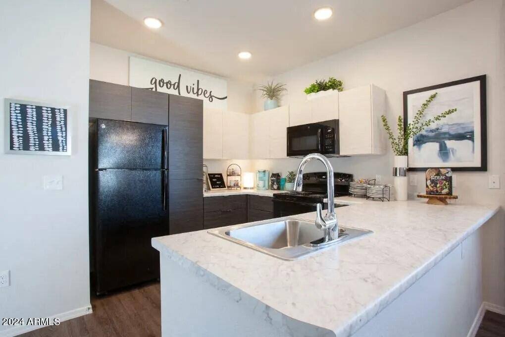 Townhouse for rent at 1950 W Tierra Buena Lane #3, Phoenix, AZ 85023