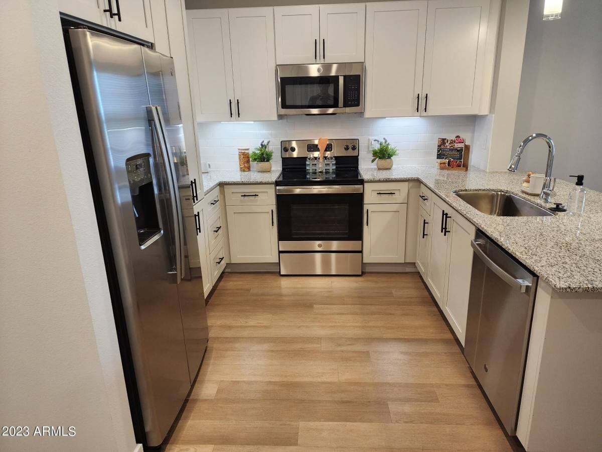 Apartment for rent at 15510 N La Cometa Ave #A2, Surprise, AZ 85374