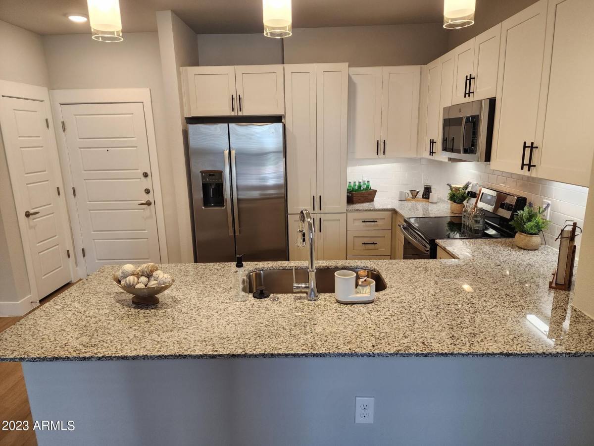 Apartment for rent at 15510 N La Cometa Ave #A2, Surprise, AZ 85374