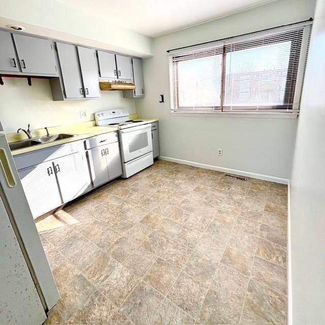 Apartment for rent at 2012 Vawter St #7, Urbana, IL 61801