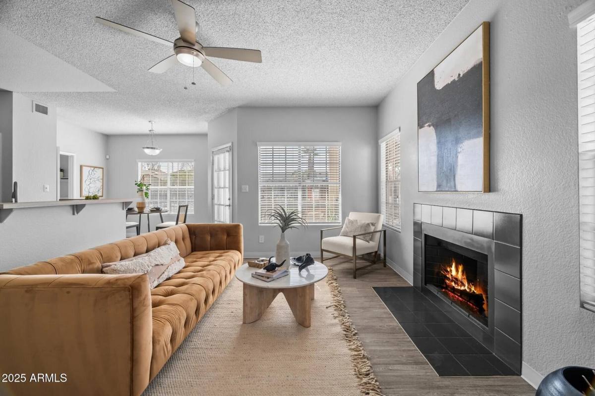 Apartment for rent at 250 S Elizabeth Way #B2, Chandler, AZ 85225