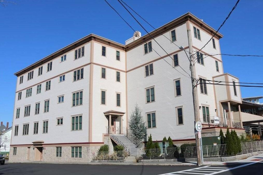 Apartment for rent at 1 School St #100, Gloucester, MA 01930