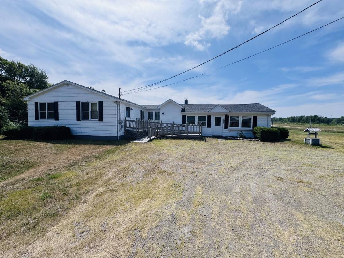 House for rent at 209 Unity Rd, Albion, ME 04910