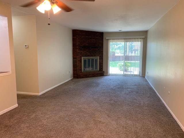 Condo for rent at 2109 45th St #1, Highland, IN 46322