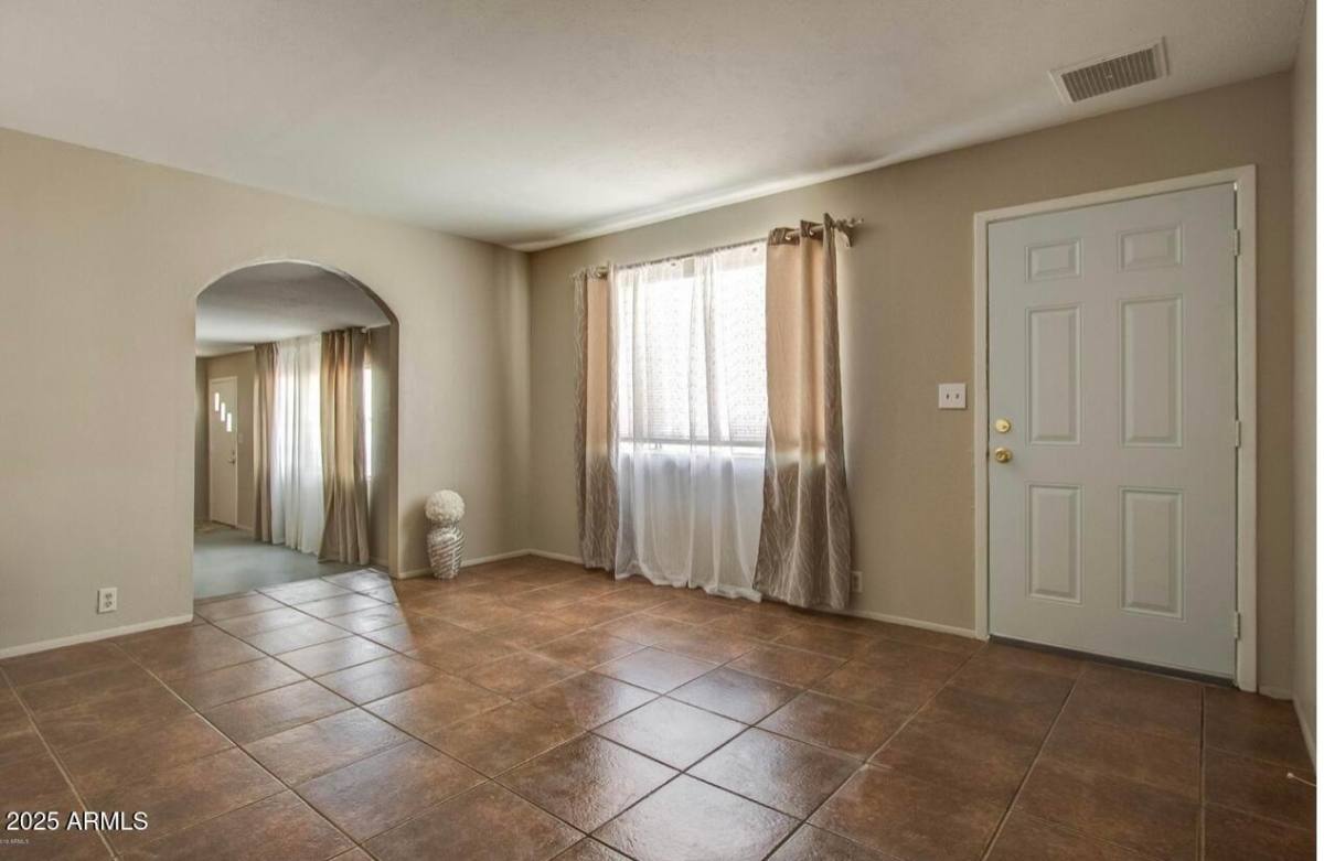 House for rent at 6445 S 32nd St, Phoenix, AZ 85042