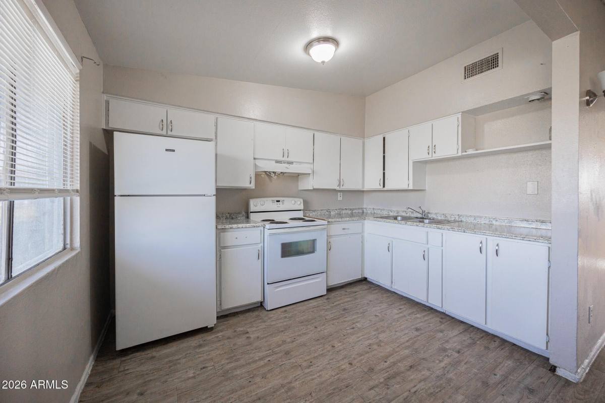 Apartment for rent at 2123 W Devonshire Ave #9, Phoenix, AZ 85015