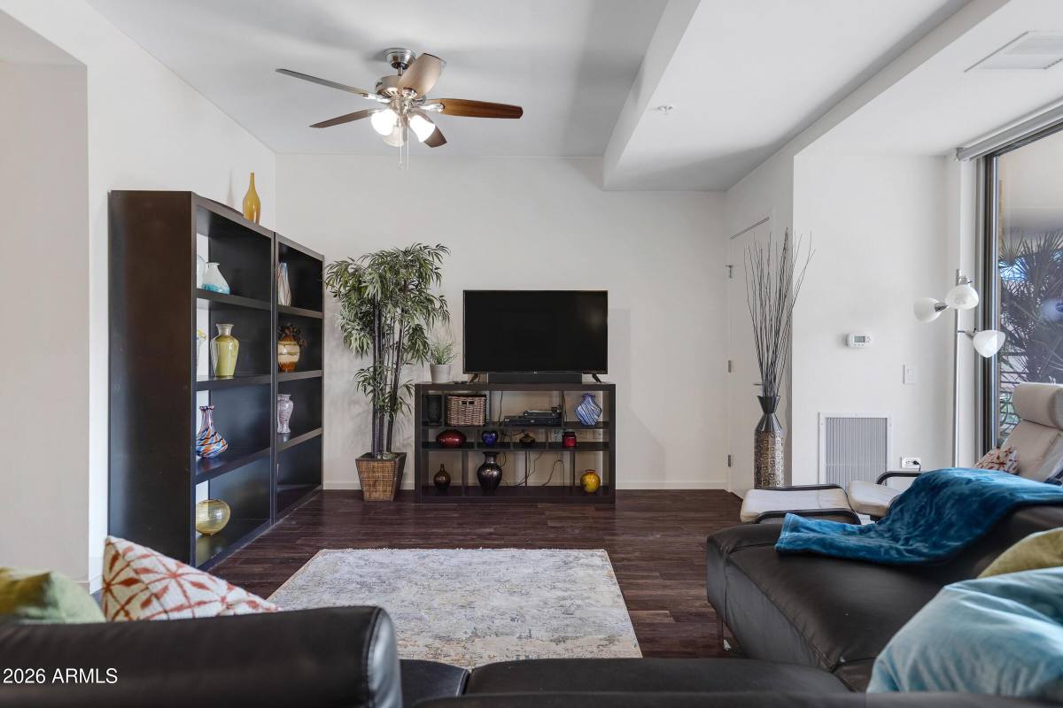 Apartment for rent at 7161 E Rancho Vista Dr #4003, Scottsdale, AZ 85251