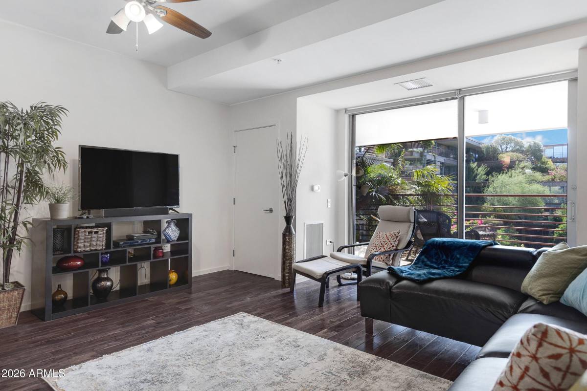 Apartment for rent at 7161 E Rancho Vista Dr #4003, Scottsdale, AZ 85251