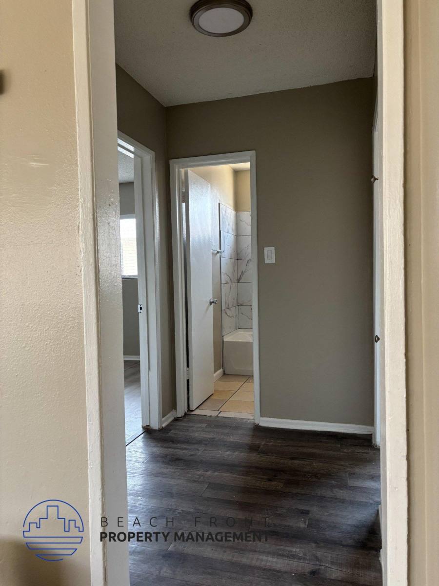 Apartment for rent at 117 E Leatrice Lane #6, Anaheim, CA 92802