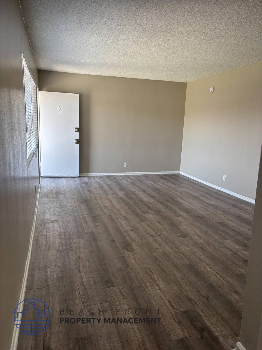 Apartment for rent at 117 E Leatrice Lane #6, Anaheim, CA 92802