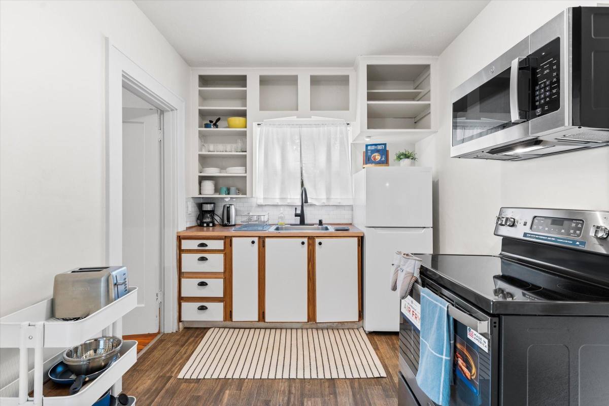 House for rent at Swinton, 7515 N Albina Ave #2, Portland, OR 97217