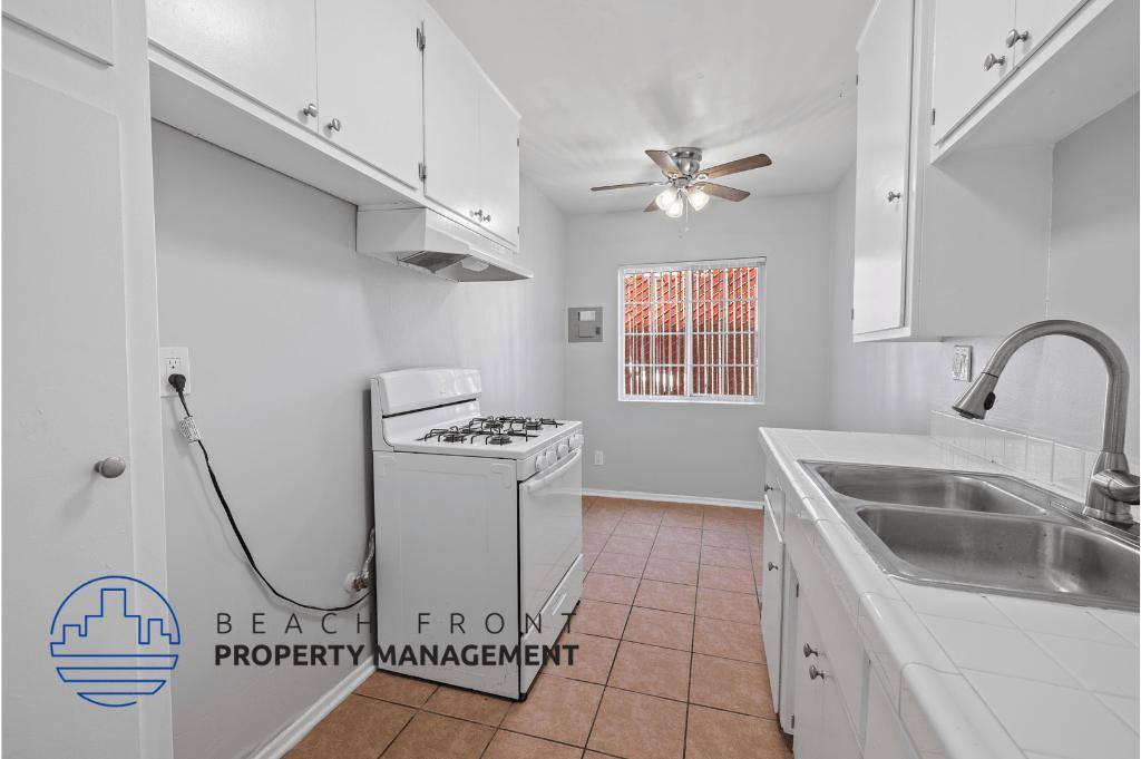 Apartment for rent at 2135 Santa Fe Ave #8, Long Beach, CA 90810