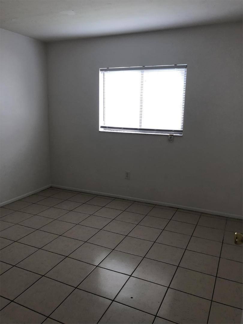 Meadow Vista, 2320 Maple Ave #401, Fort Myers, FL 33901 - Apartment for Rent - Image 5