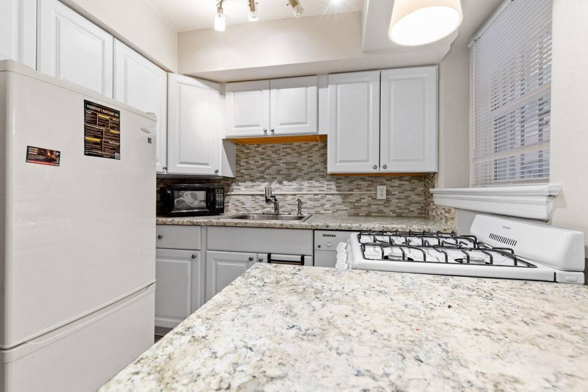 Apartment for rent at 1236 Pearl Street, 1236 N Pearl St #2, Denver, CO 80203