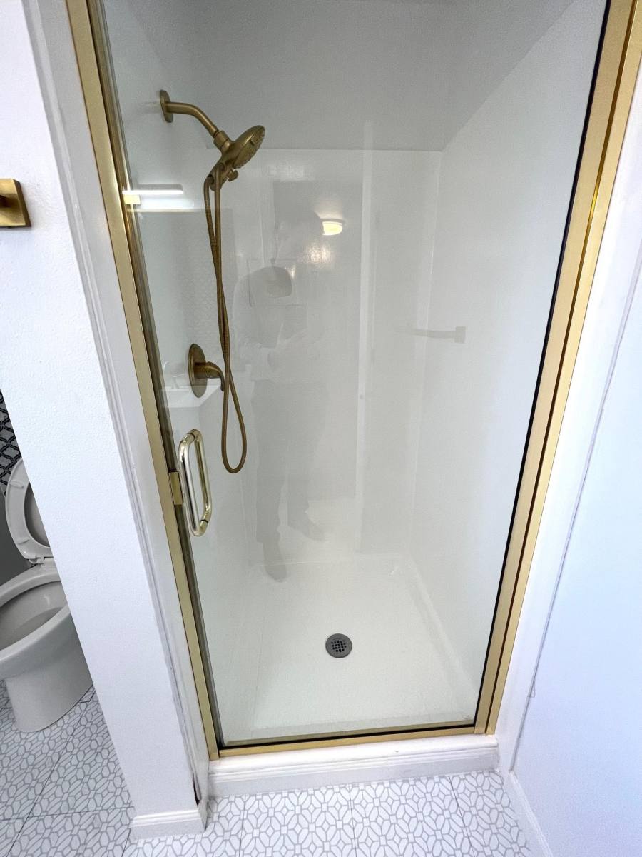 House for rent at 734 Hemlock Court, Central Point, OR 97502