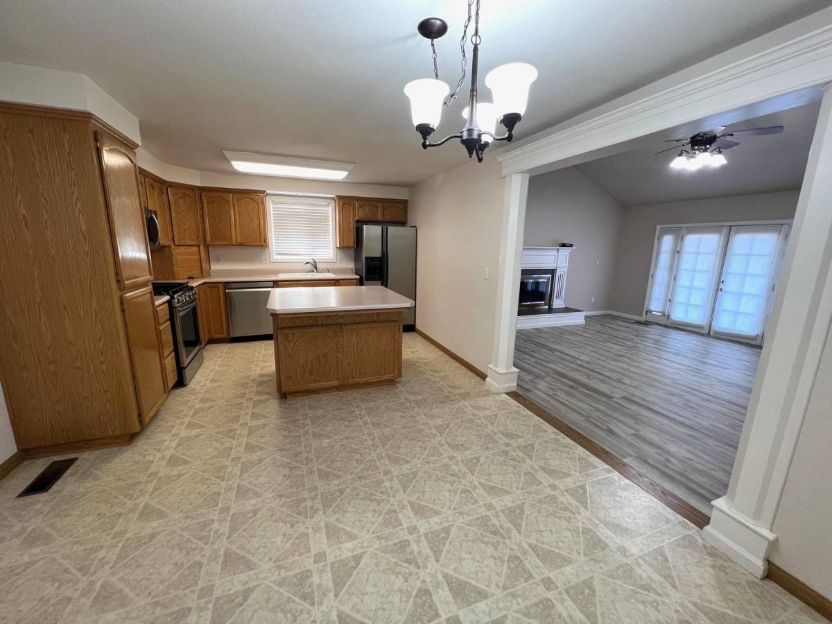 House for rent at 734 Hemlock Court, Central Point, OR 97502