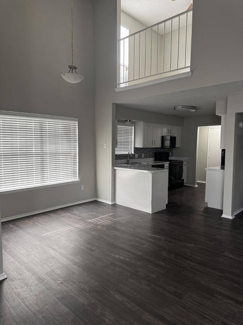 Townhouse for rent at 5976 Westcreek, Fort Worth, TX 76133