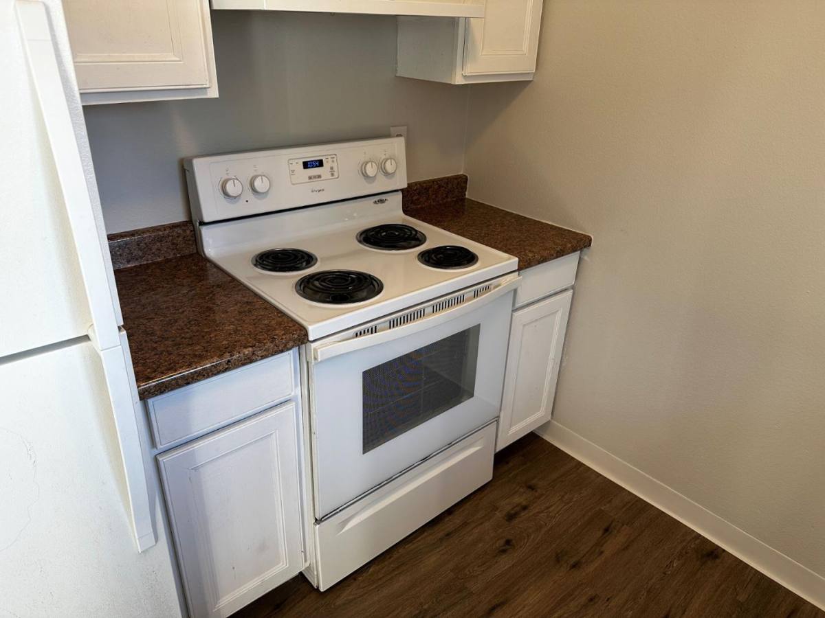 Apartment for rent at 22920 NE Halsey St #5, Troutdale, OR 97060