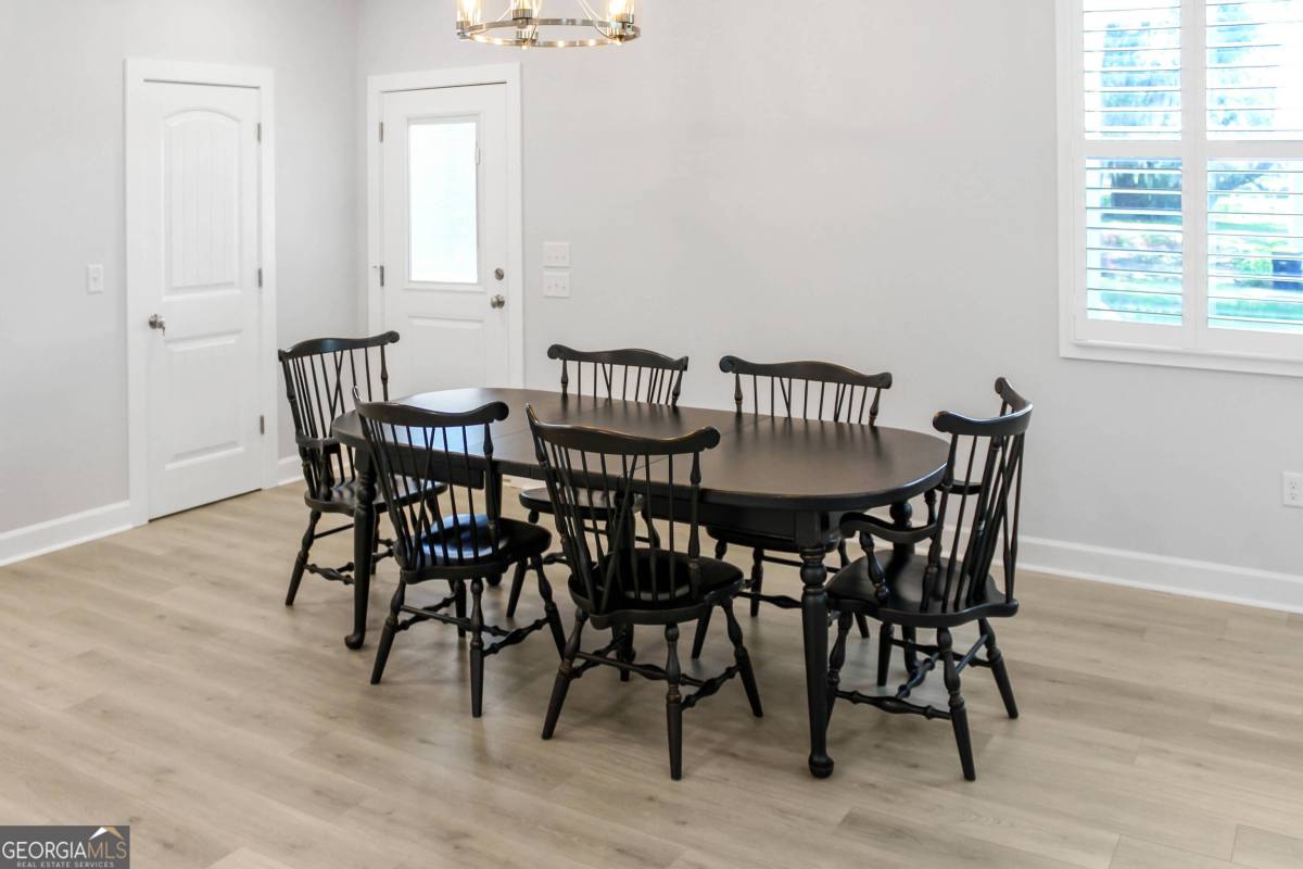 House for rent at 905 Wayne St, Darien, GA 31305
