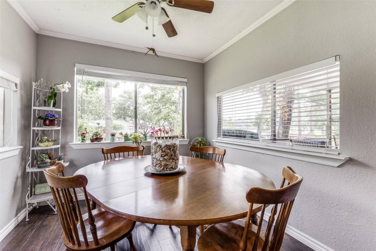 House for rent at 1813 Oak Shores Dr, Kemp, TX 75143