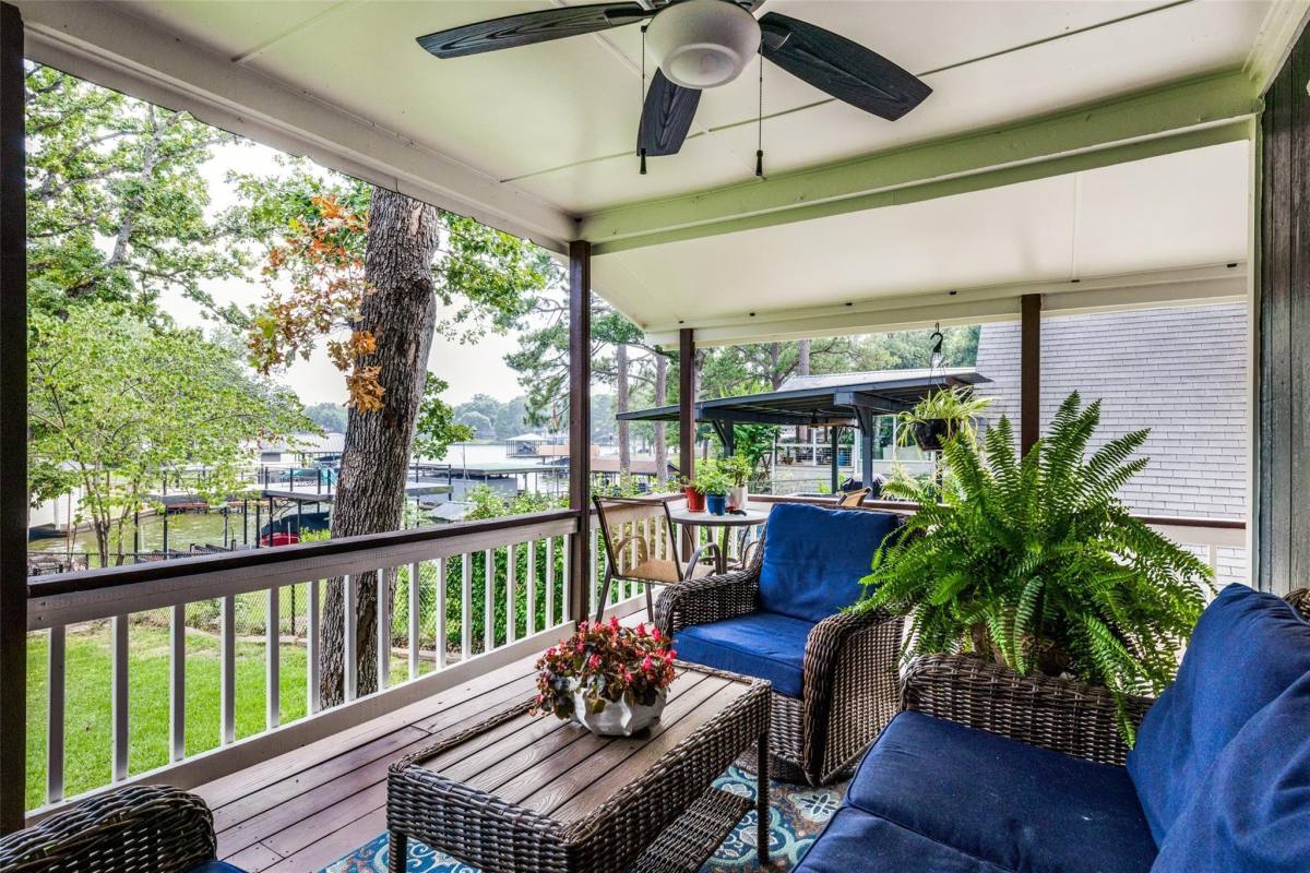 House for rent at 1813 Oak Shores Dr, Kemp, TX 75143