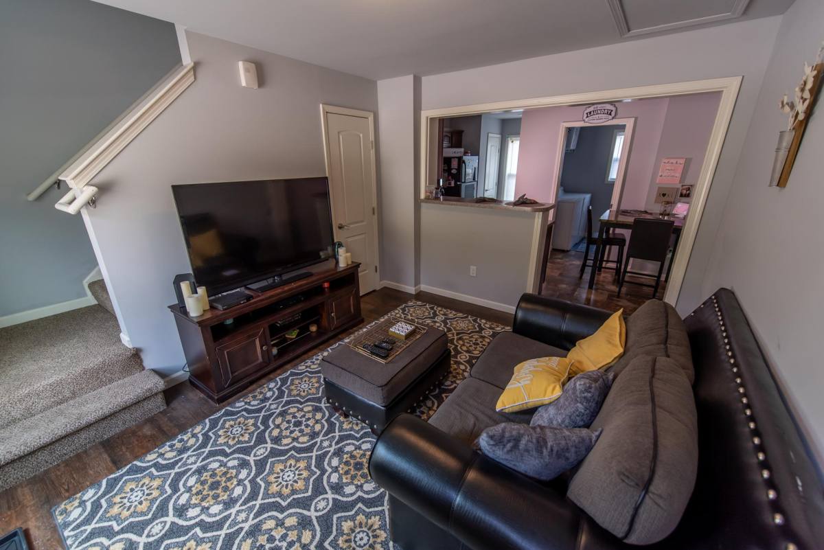 Apartment for rent at 35 Ennis Dr #1, Wheeling, WV 26003