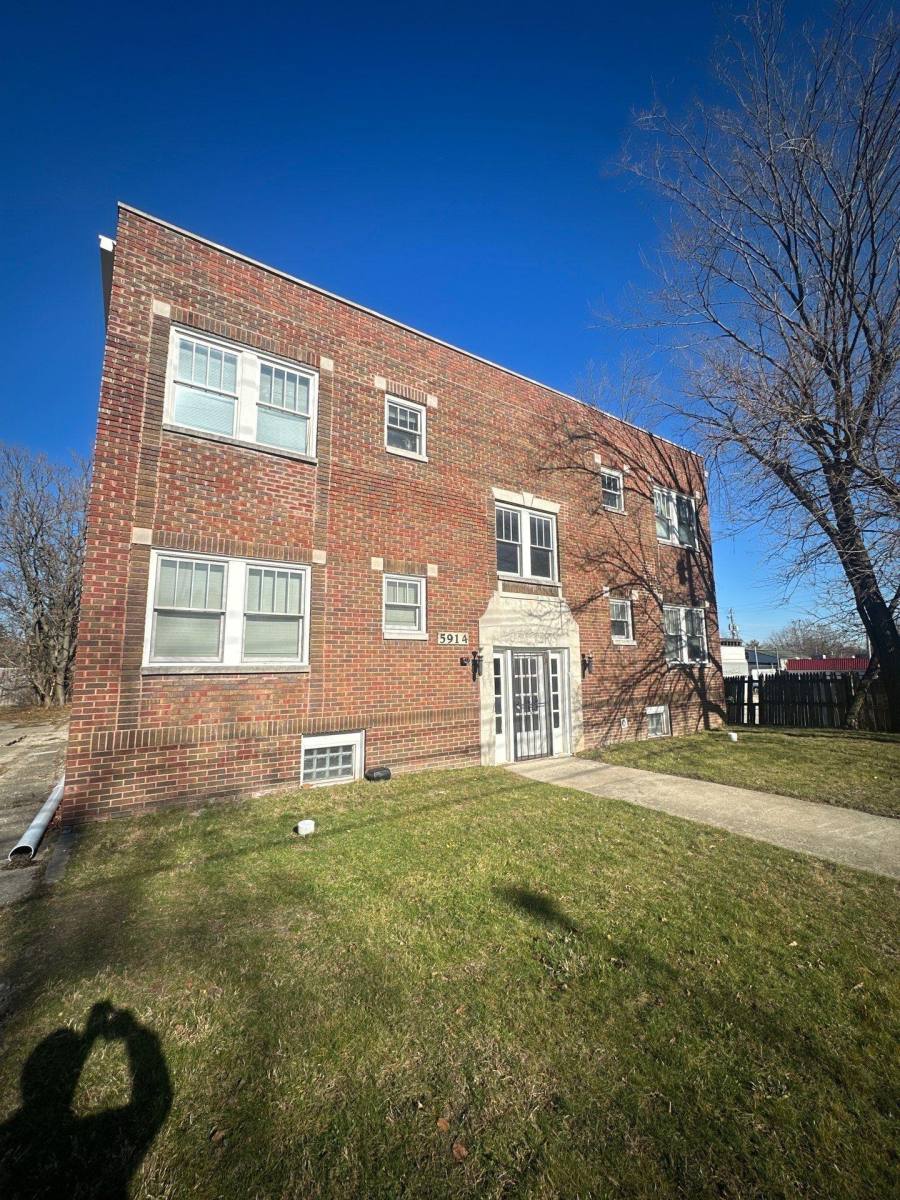 Apartment for rent at 5914 E Washington St #7, Indianapolis, IN 46219
