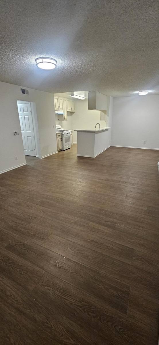 Apartment for rent at 7300 Valmont Street, 7300 7320 Valmont St, Tujunga, CA 91042