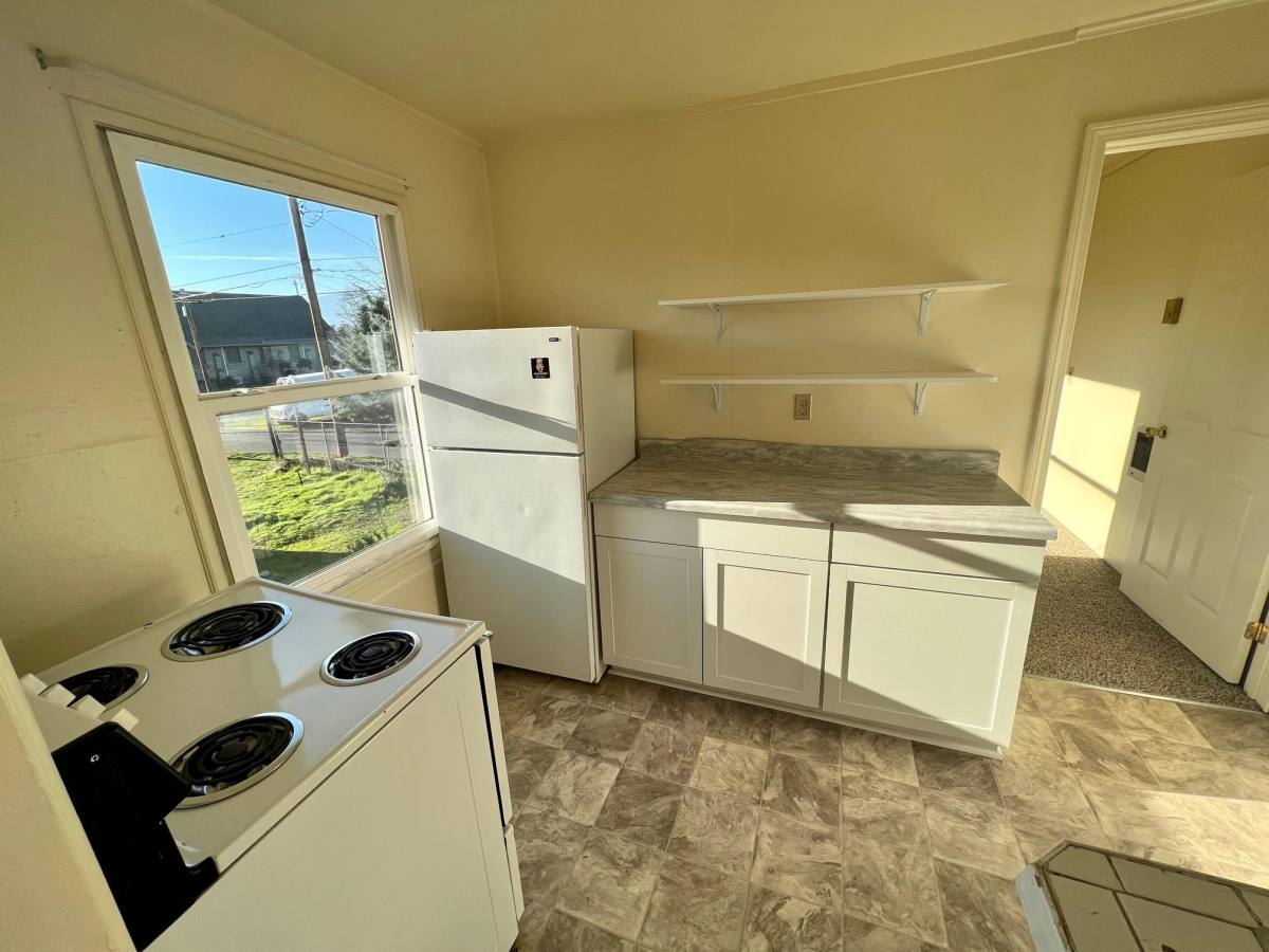 Apartment for rent at 215 N Ivy St #1, Medford, OR 97501