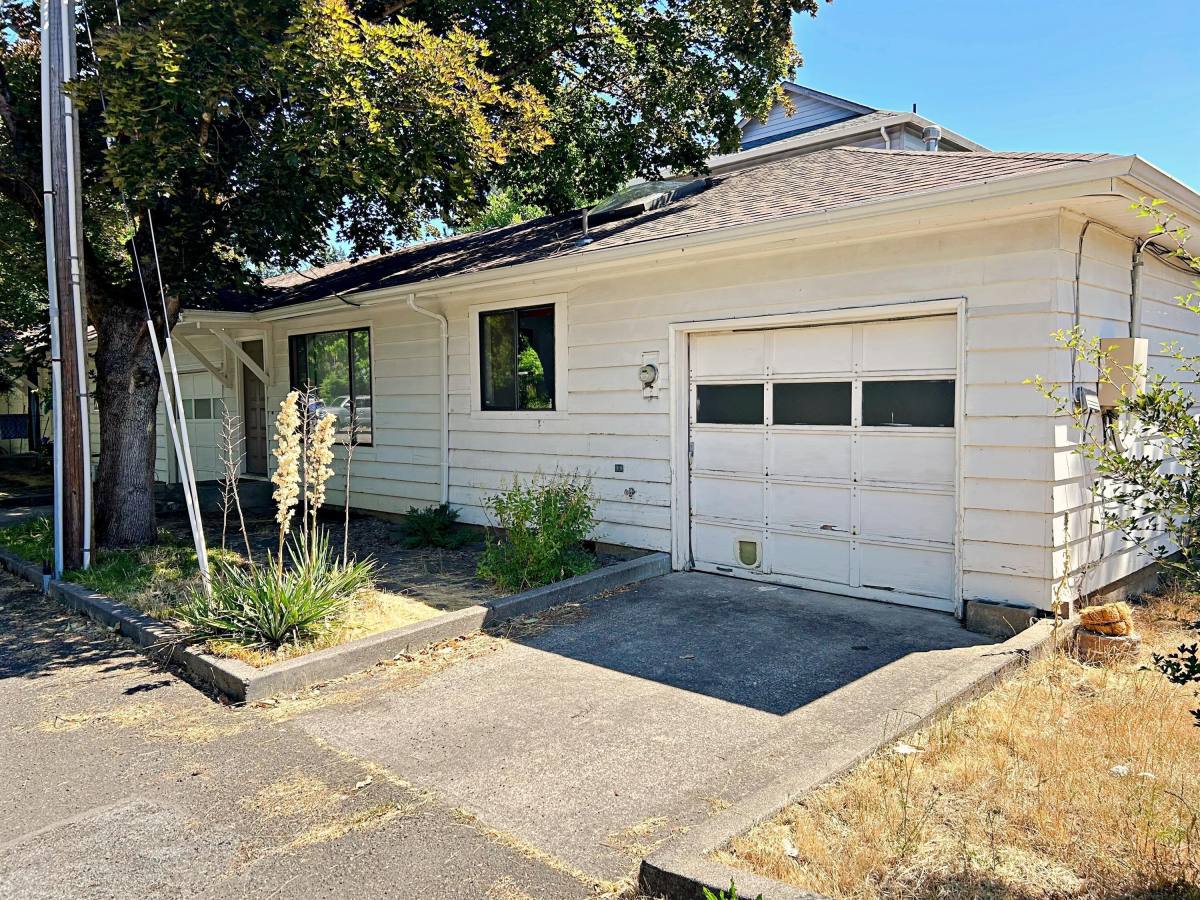 Apartment for rent at 13922 SE Division St #13942, Portland, OR 97236