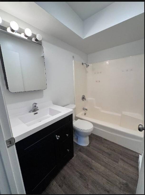 House for rent at 2022 Lawrence Ave #8, Lockport, IL 60441
