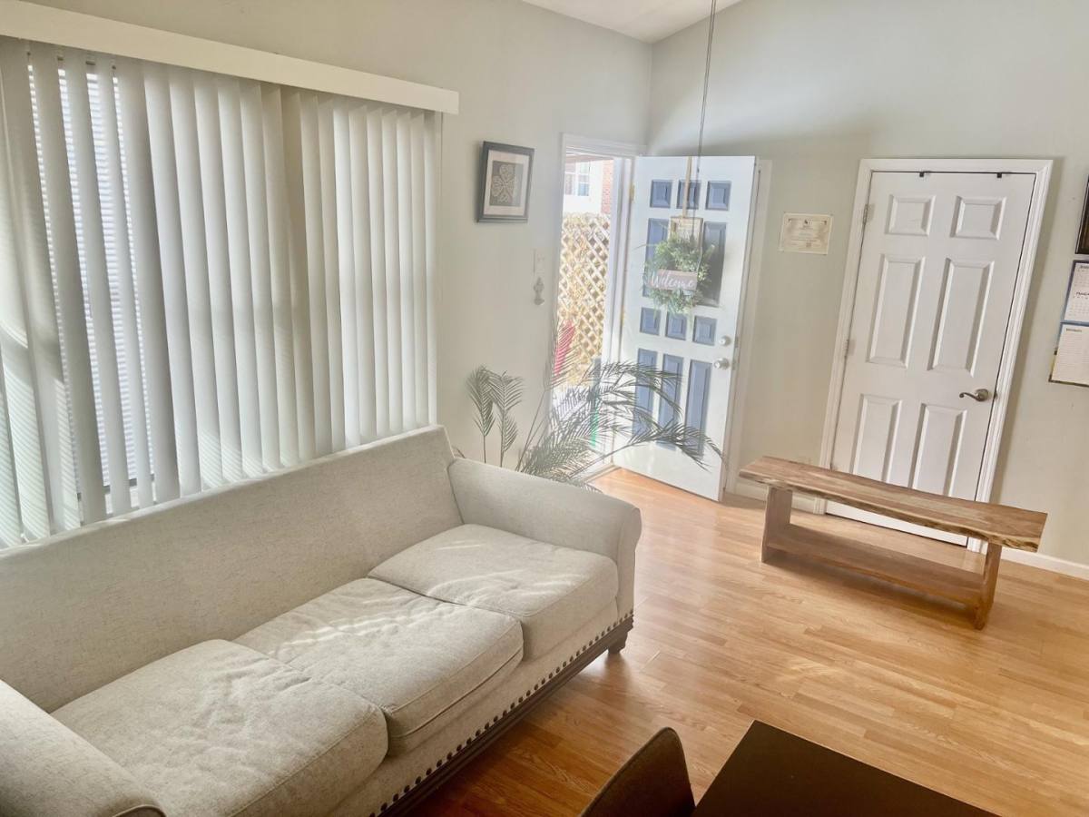 Apartment for rent at Addison Heights, 3647 N Newland Ave #COACH, Chicago, IL 60634