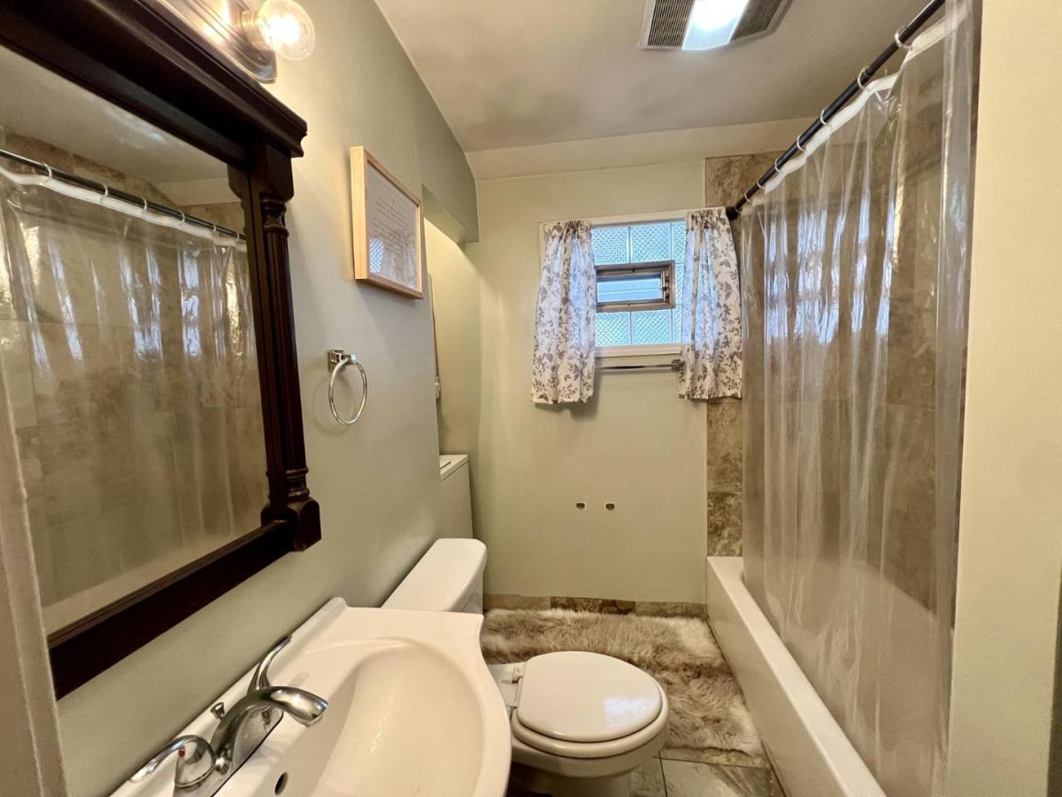 Apartment for rent at Addison Heights, 3647 N Newland Ave #COACH, Chicago, IL 60634