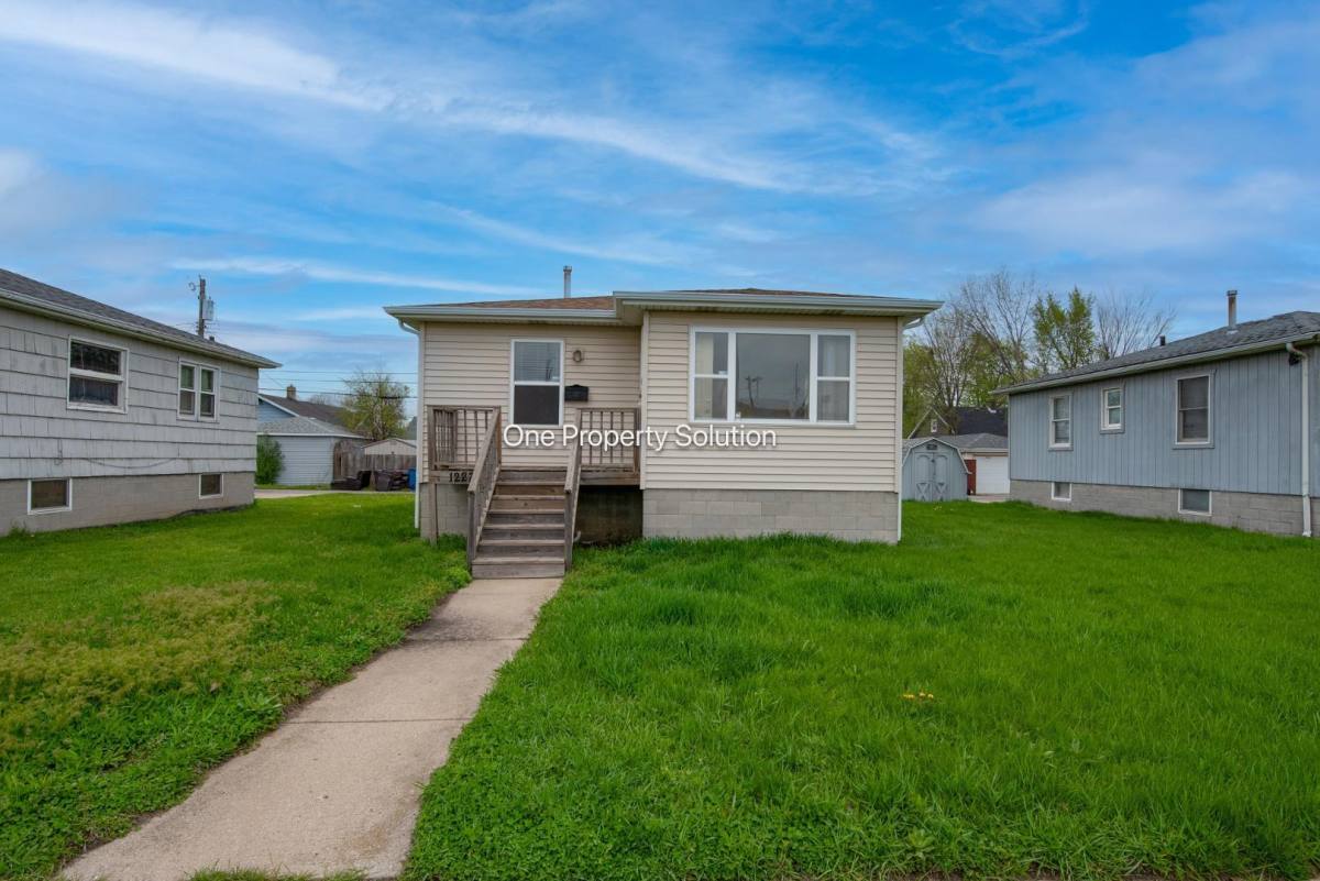 House for rent at Morris Park, 1227 Logan St, Hammond, IN 46320