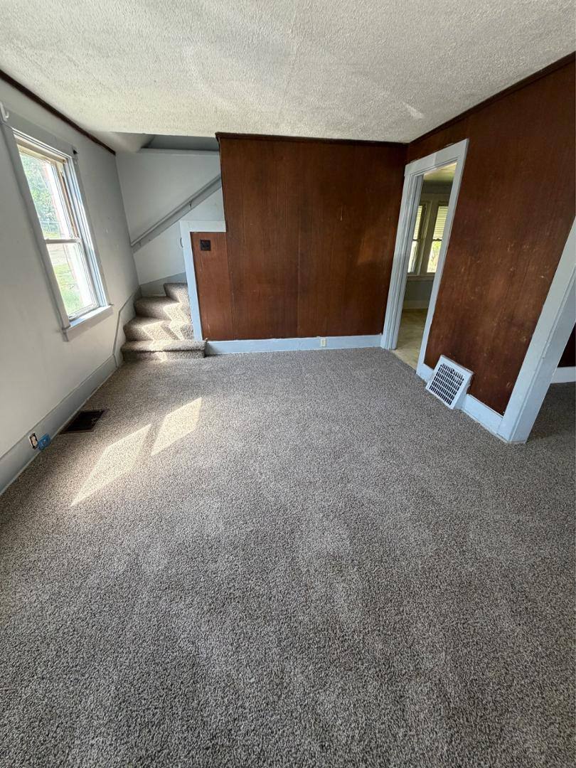 House for rent at 3964 Riley Ave #2, Struthers, OH 44471