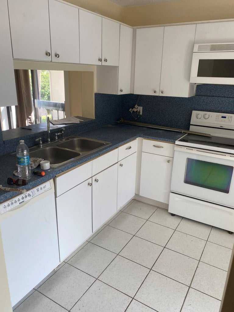 Condo for rent at 5200 E Club Circle, Boca Raton, FL 33487