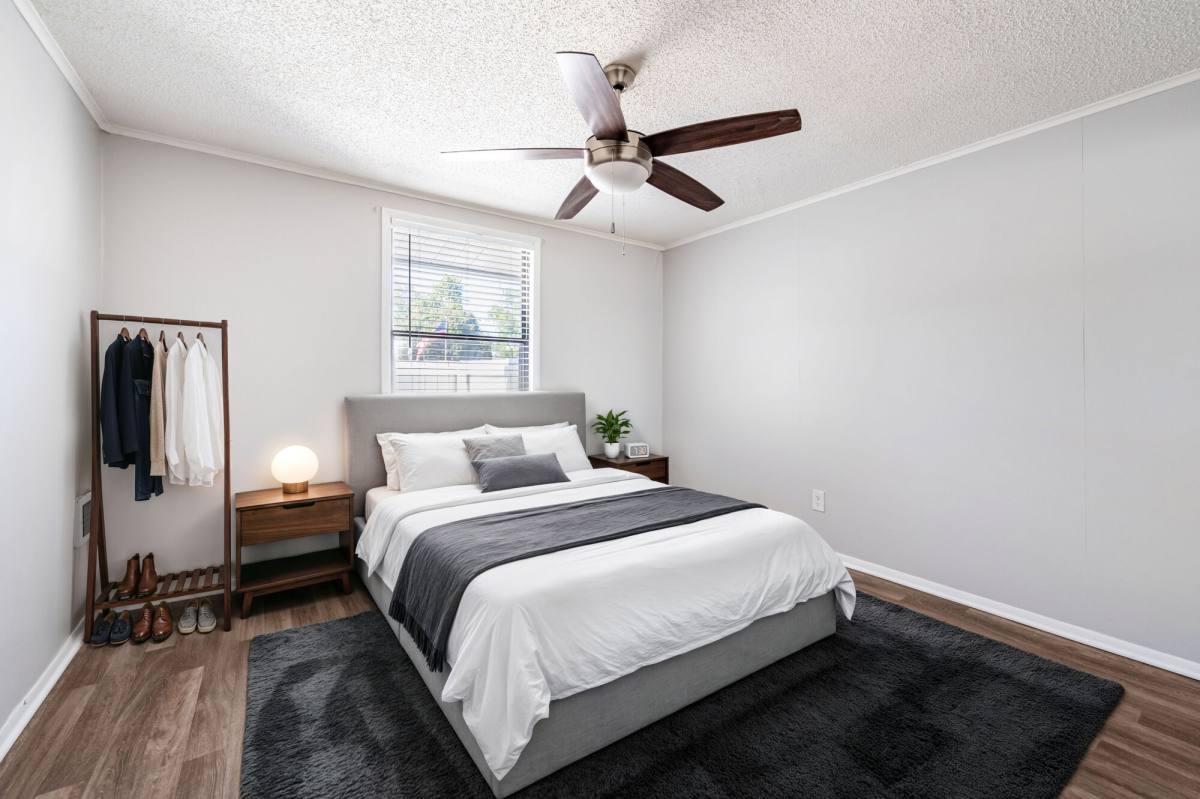 Apartment for rent at Canyon & Knox Landing, 600 E Inskip Dr, Knoxville, TN 37912