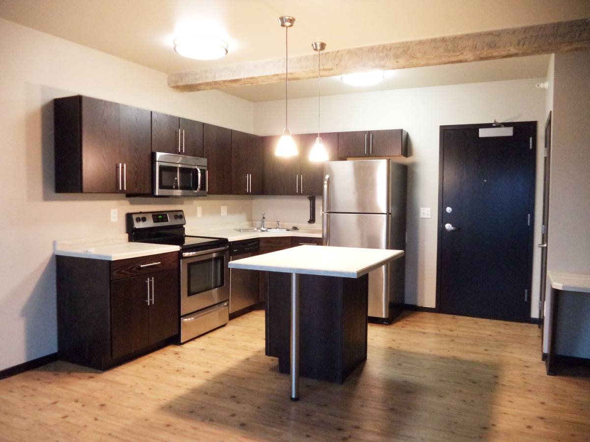 Apartment for rent at 13 1st Ave SW, Minot, ND 58701